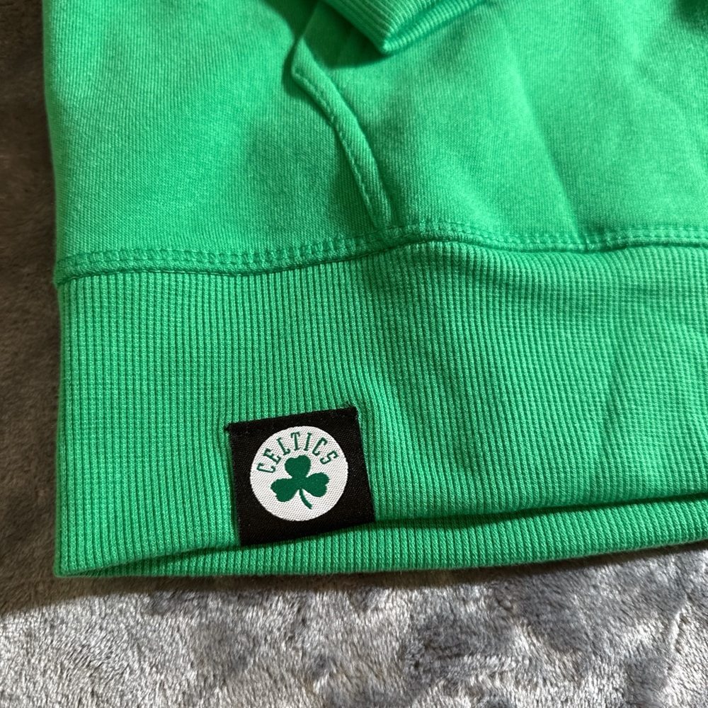 Boston Celtics Full Back Hoodie NWT Men’s Small - Picture 3 of 7